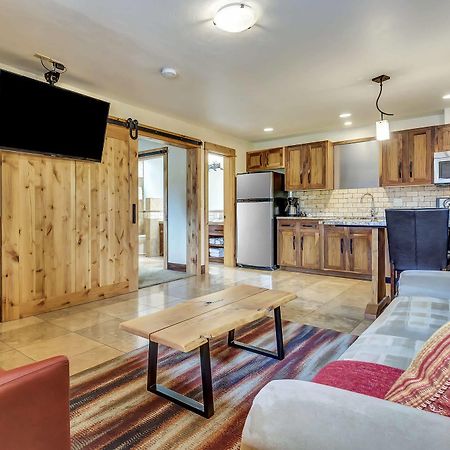 Wall Street Suites Bend Exterior foto